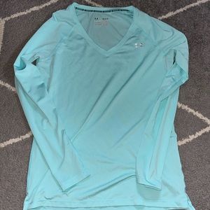 Under armor long sleeve shirt
